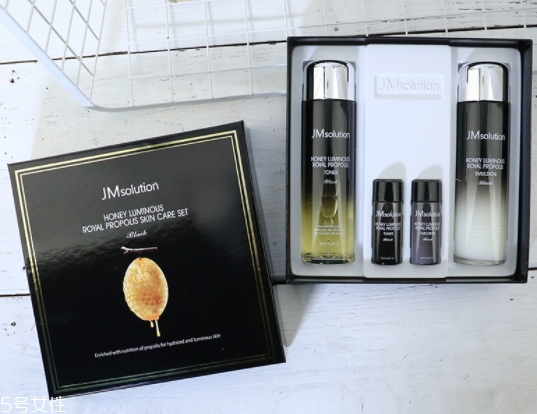 jm蜂蜜水乳套盒怎么樣？jmsolution推出水乳了