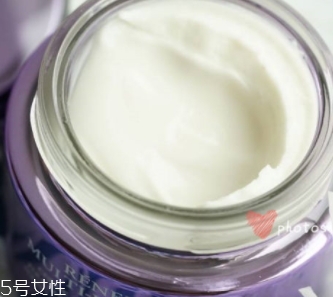 蘭蔻塑顏雪花霜怎么樣？肌膚白皙的秘密武器