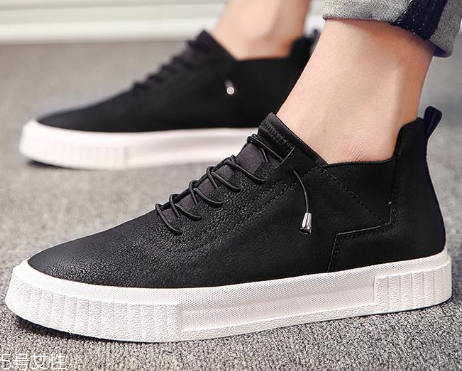 男生怎么穿衣服好看？三款單品幫你加分