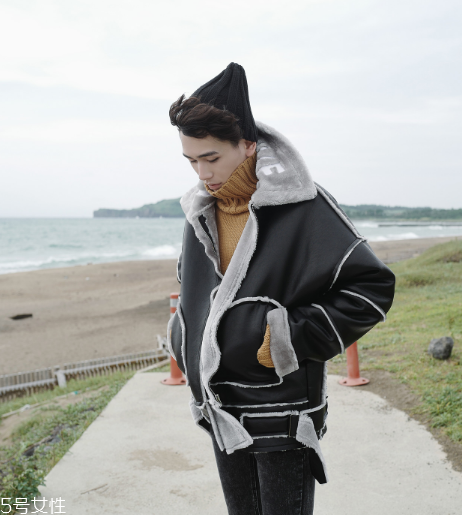 偏瘦的男生穿什么好看？教你輕松做型男