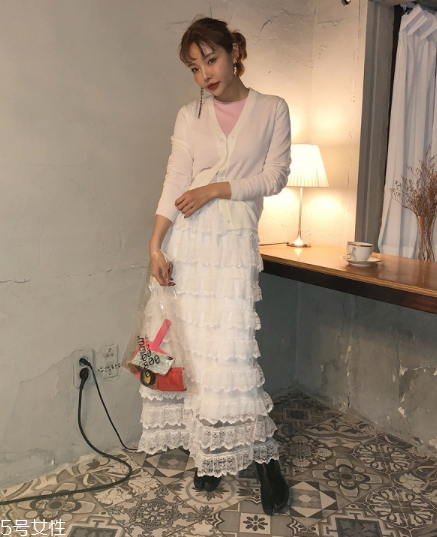 春天穿什么長(zhǎng)裙好看？這幾款助你魅力激增