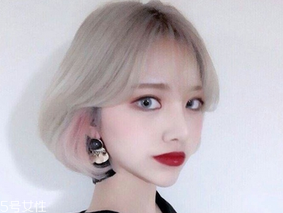 素顏霜的正確卸妝方法 素顏霜開封后要盡快用完 素顏霜的正確卸妝方法 素顏霜開封后要盡快用完