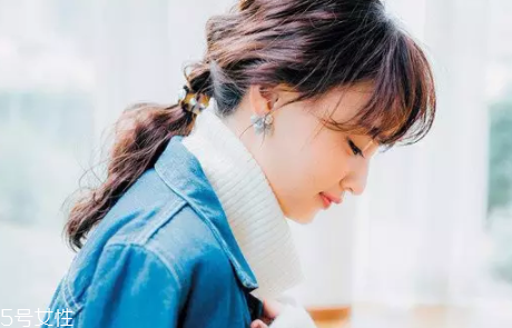 職業(yè)女性發(fā)型大全 2018最流行的OL發(fā)型趨勢 職業(yè)女性發(fā)型大全 2018最流行的OL發(fā)型趨勢