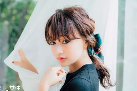 職業(yè)女性發(fā)型大全 2018最流行的OL發(fā)型趨勢 職業(yè)女性發(fā)型大全 2018最流行的OL發(fā)型趨勢