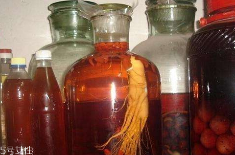 白芍可以泡酒嗎 泡酒配方 白芍可以泡酒嗎 泡酒配方