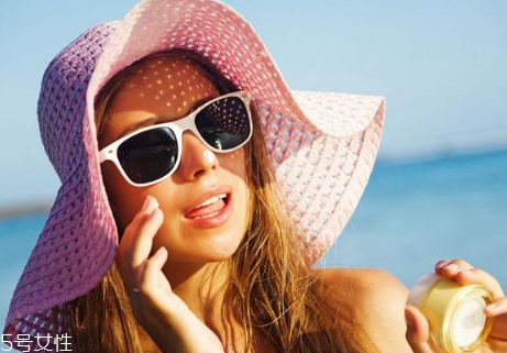 干性皮膚用哪款防曬霜好 干性皮膚用防曬霜要注意 干性皮膚用哪款防曬霜好 干性皮膚用防曬霜要注意