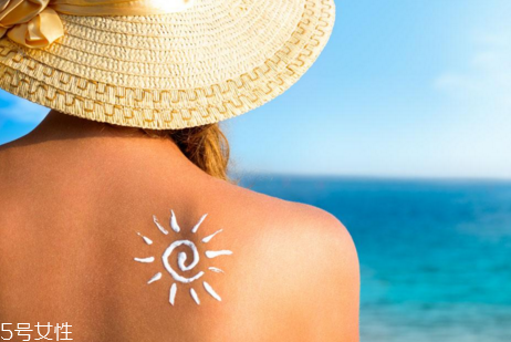 防曬霜需要每天用嗎 天天涂防曬霜好處很多 防曬霜需要每天用嗎 天天涂防曬霜好處很多