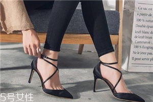 高跟鞋開膠了怎么辦？高跟鞋脫膠這樣處理