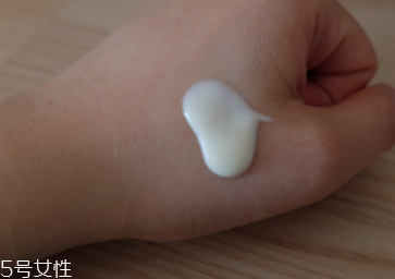 怡麗絲爾金管銀管區(qū)別 資生堂elixir金管銀管防曬比較 怡麗絲爾金管銀管區(qū)別 資生堂elixir金管銀管防曬比較