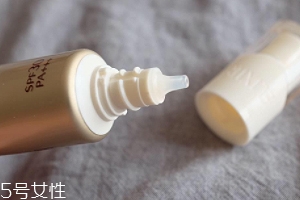 怡麗絲爾金管銀管區(qū)別 資生堂elixir金管銀管防曬比較 怡麗絲爾金管銀管區(qū)別 資生堂elixir金管銀管防曬比較