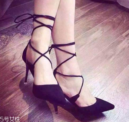 高跟鞋內(nèi)側(cè)磨損怎么辦？高跟鞋磨損修補方法