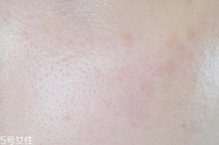 darphin朵梵8花精露怎么樣？百妍緊致芳香精露好用嗎？