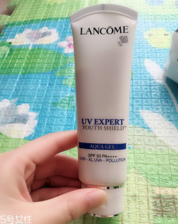 蘭蔻防曬霜和科顏氏防曬霜區(qū)別對(duì)比 蘭蔻防曬霜和科顏氏防曬霜區(qū)別對(duì)比