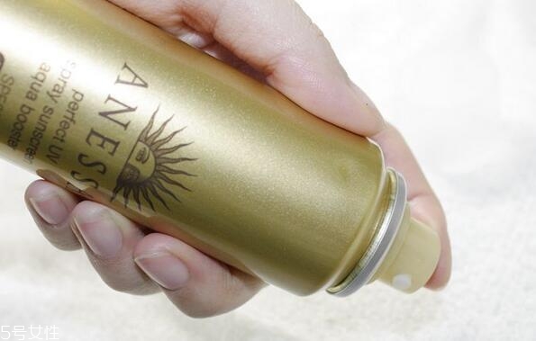 防曬噴霧過(guò)期怎么辦 沒(méi)有開(kāi)封可以用來(lái)噴身體 防曬噴霧過(guò)期怎么辦 沒(méi)有開(kāi)封可以用來(lái)噴身體