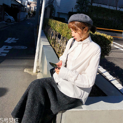 襯衫扣子扣幾個(gè)？襯衫扣子這樣扣