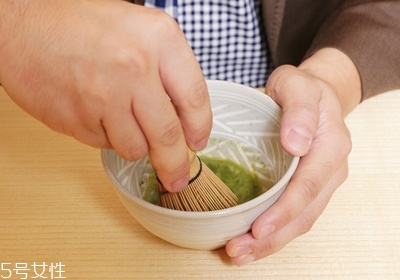 抹茶怎么喝 日本抹茶的喝法 抹茶怎么喝 日本抹茶的喝法