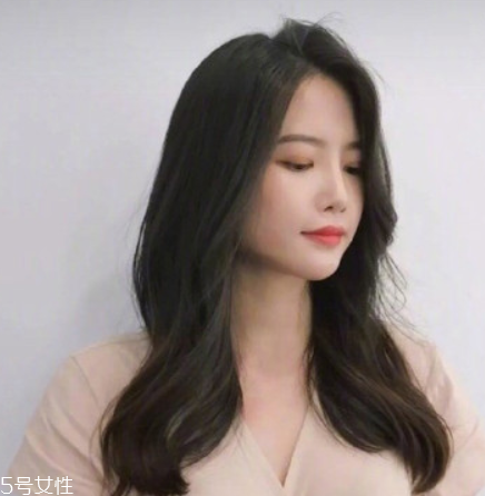 仙女燙發(fā)型圖片分享 好看又時(shí)髦的佛系女生發(fā)型 仙女燙發(fā)型圖片分享 好看又時(shí)髦的佛系女生發(fā)型