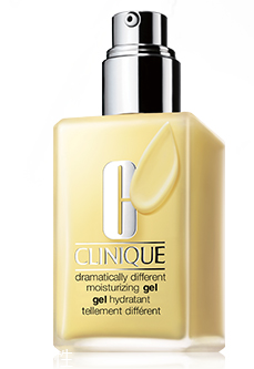 為什么油皮會(huì)變成干皮？三個(gè)油皮護(hù)膚誤區(qū)