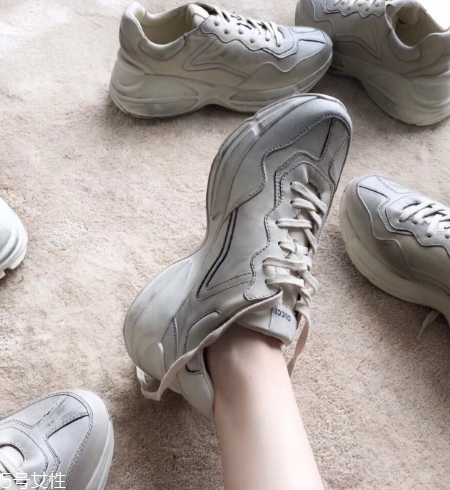 gucci老爹鞋有女款嗎？明星們?nèi)耸忠浑p