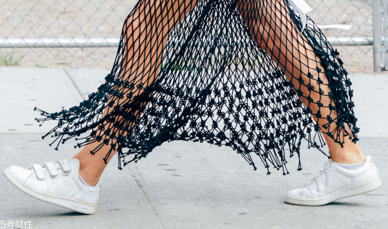 女式春夏運動鞋怎么挑？三種款式好搭又顯高