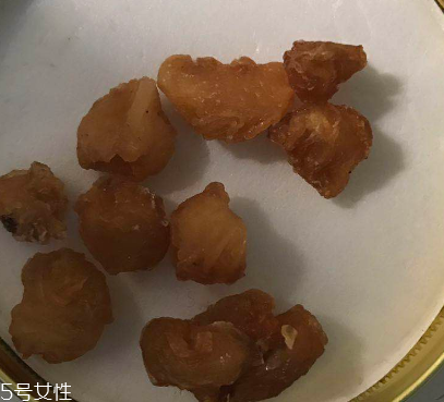 桂圓肉怎么吃最好？燉湯直接吃都可以