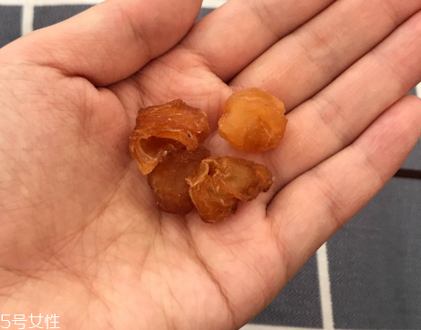 桂圓肉怎么吃最好？燉湯直接吃都可以