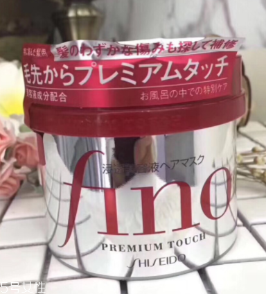 護(hù)發(fā)素沒(méi)洗干凈會(huì)怎樣？護(hù)發(fā)素殘留會(huì)導(dǎo)致脫發(fā)嗎？