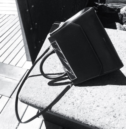 cafune包包多少錢？簡單利落的原創(chuàng)style