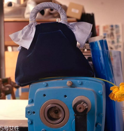 trademark包包多少錢？既經(jīng)典又不貴