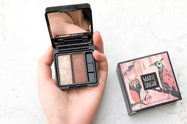 雙色眼影盤什么牌子好？六款雙色眼影解決選擇困難癥