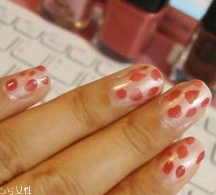 豹紋美甲怎么畫好看？不到一分錢畫出性感美甲
