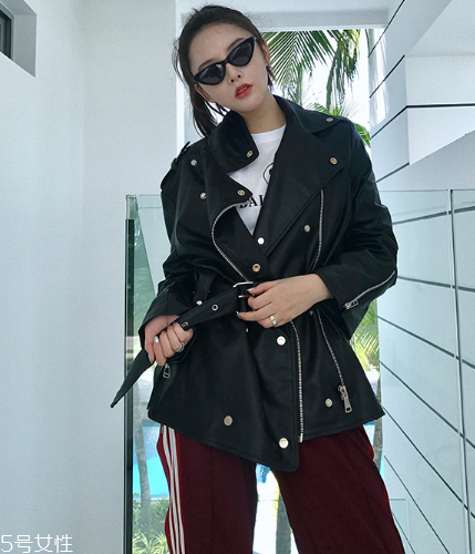 皮衣起皮了怎么處理？皮衣要注意保養(yǎng)