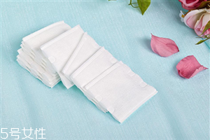 化妝棉是薄的好還是厚的好 化妝棉厚薄適用情況 化妝棉是薄的好還是厚的好 化妝棉厚薄適用情況