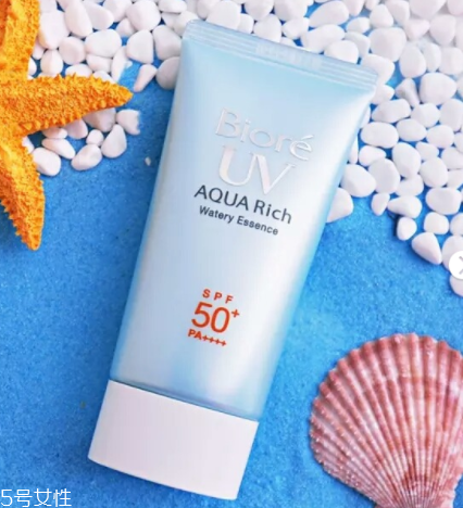 不同牌子防曬霜能混用嗎？使用防曬霜你不知道的小細節(jié)