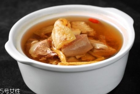 天麻和人參能一起吃嗎 可以同時食用 天麻和人參能一起吃嗎 可以同時食用