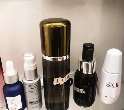 干皮敷面膜多長(zhǎng)時(shí)間好？先打底再敷面膜