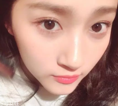 什么樣的人笑起來好看？如何避免笑起來像鬼？