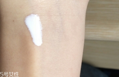 防曬乳可以直接涂臉嗎？