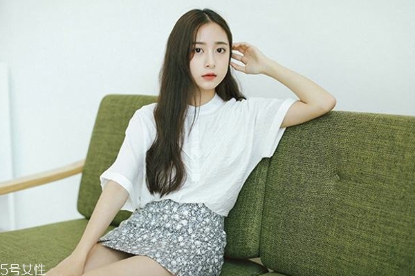 夏天穿衣怎么顯高顯瘦？兩套裝備美美出門撩漢