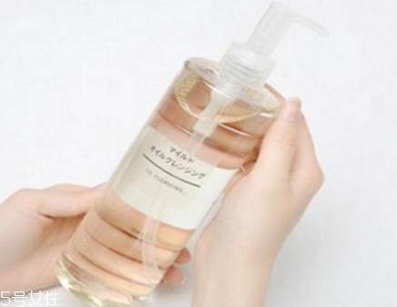 日本哪款卸妝油好用 卸妝油乳化方法 日本哪款卸妝油好用 卸妝油乳化方法