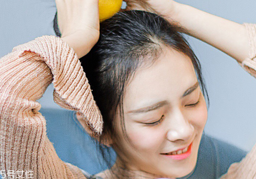 夏季丸子頭的多種扎法介紹 什么年齡層都適合 夏季丸子頭的多種扎法介紹 什么年齡層都適合
