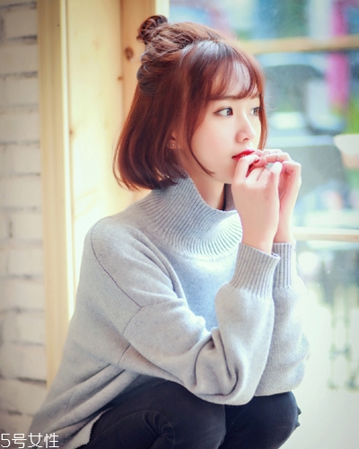 半丸子頭適合長發(fā)嗎 披肩發(fā)丸子頭扎法圖解 半丸子頭適合長發(fā)嗎 披肩發(fā)丸子頭扎法圖解