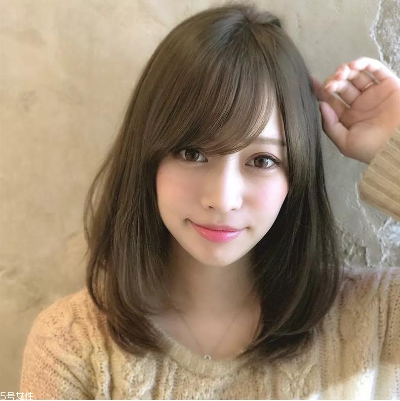 齊肩發(fā)型2018歐美 中西合璧的時尚發(fā)型 齊肩發(fā)型2018歐美 中西合璧的時尚發(fā)型