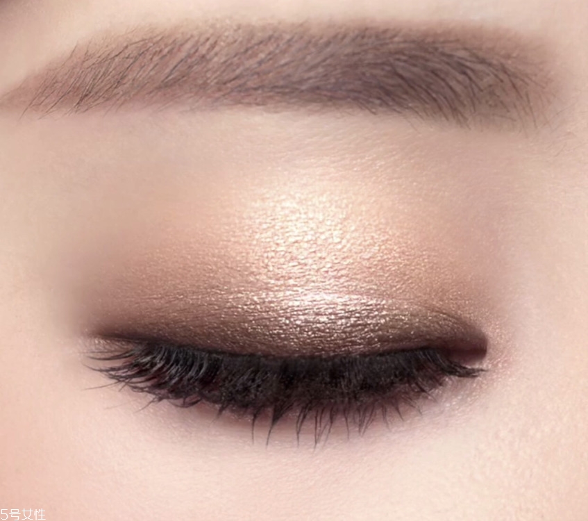 懶人眼影好用嗎 16brand懶人眼影價格 懶人眼影好用嗎 16brand懶人眼影價格