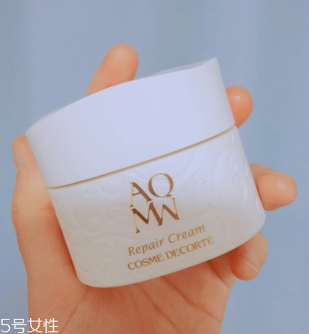 黛珂白檀面霜好用嗎 黛珂aqmw白檀美白面霜怎么樣 黛珂白檀面霜好用嗎 黛珂aqmw白檀美白面霜怎么樣