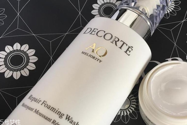 黛珂aq精致潔面多少錢 黛珂aq精致潔面露使用方法 黛珂aq精致潔面多少錢 黛珂aq精致潔面露使用方法