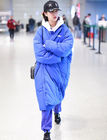 棒球帽怎么搭配衣服？素顏也能hold住