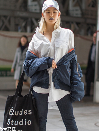 棒球帽怎么搭配衣服？素顏也能hold住