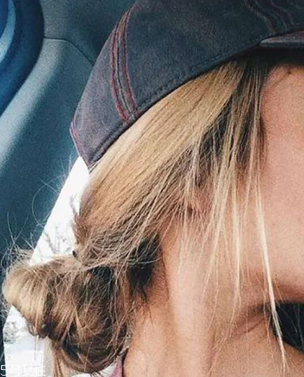 棒球帽怎么搭配衣服？素顏也能hold住