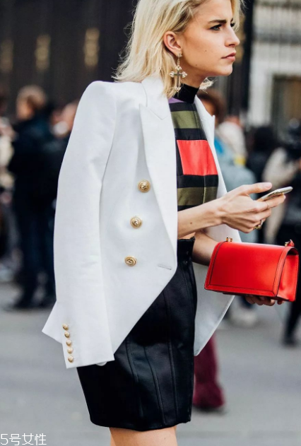 怎么選擇適合自己的裙子？清楚認(rèn)識自己的身材